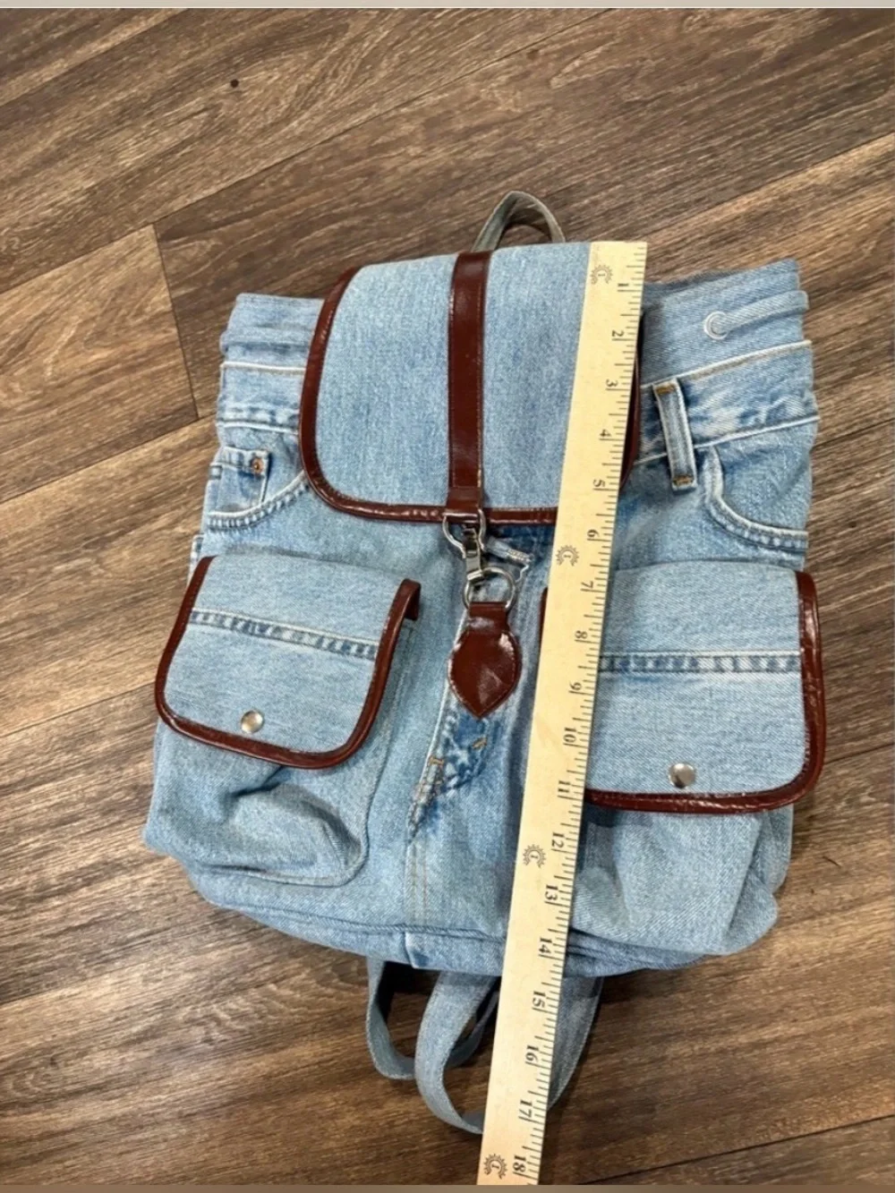 Levis casual denim